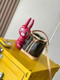 Picture of Louis Vuitton Handbags _SKUfw220372068fw